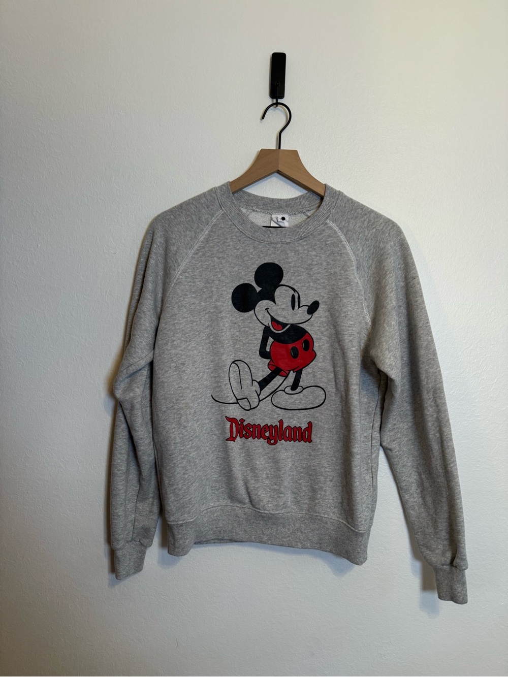 Disneyland‎ Classic Mickey Mouse Sweatshirt